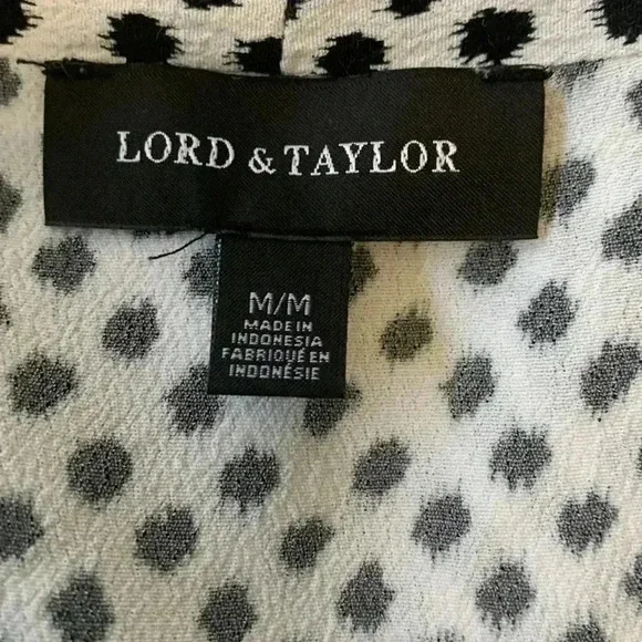 Lord & Taylor,  light, airy and flowing tunic, white with black pattern and trim - Picture 6 of 10